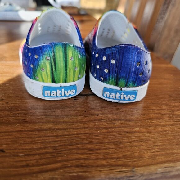 Native Shoes Jefferson Tie Dye Print Slip-On Size Childs Sz 6 Unisex Beach Pool - Picture 5 of 5